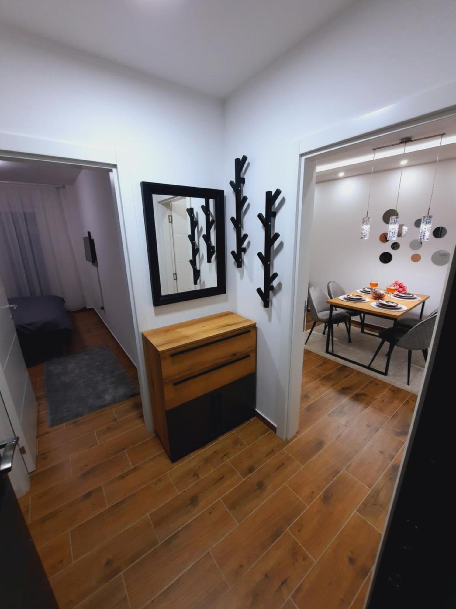 Apartman Kristal Sremska Mitrovica Exterior photo